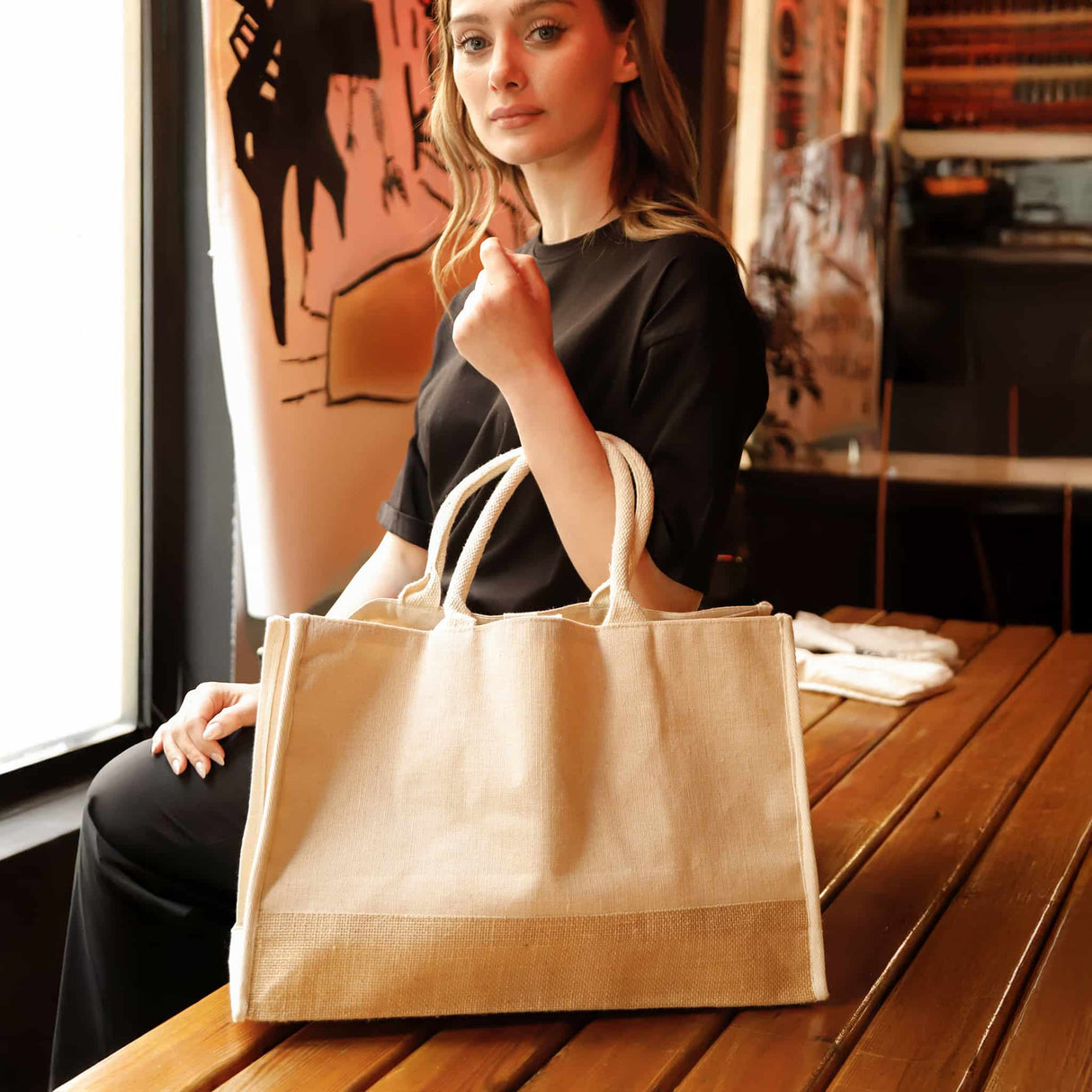 fashion jute tote bag model