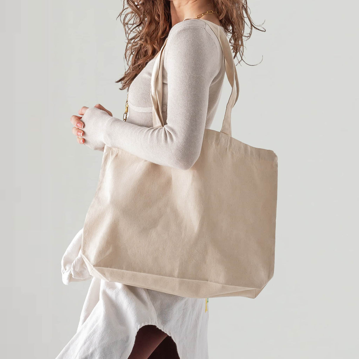 medium large value canvas tote-model