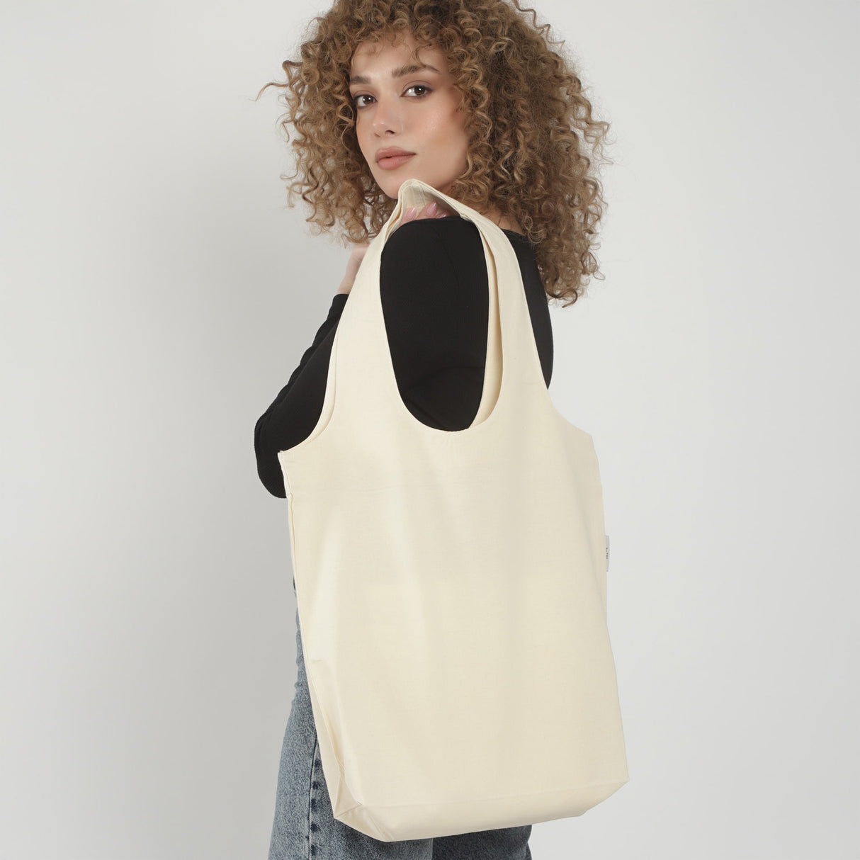 organic large cotton tote model
