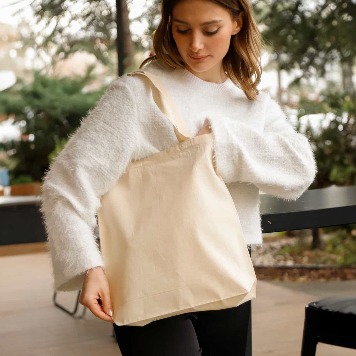 over the shoulder long handle cotton tote bag model