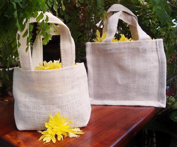 Small Burlap Party Favor Bags / Jute Gift Tote Bags TJ767