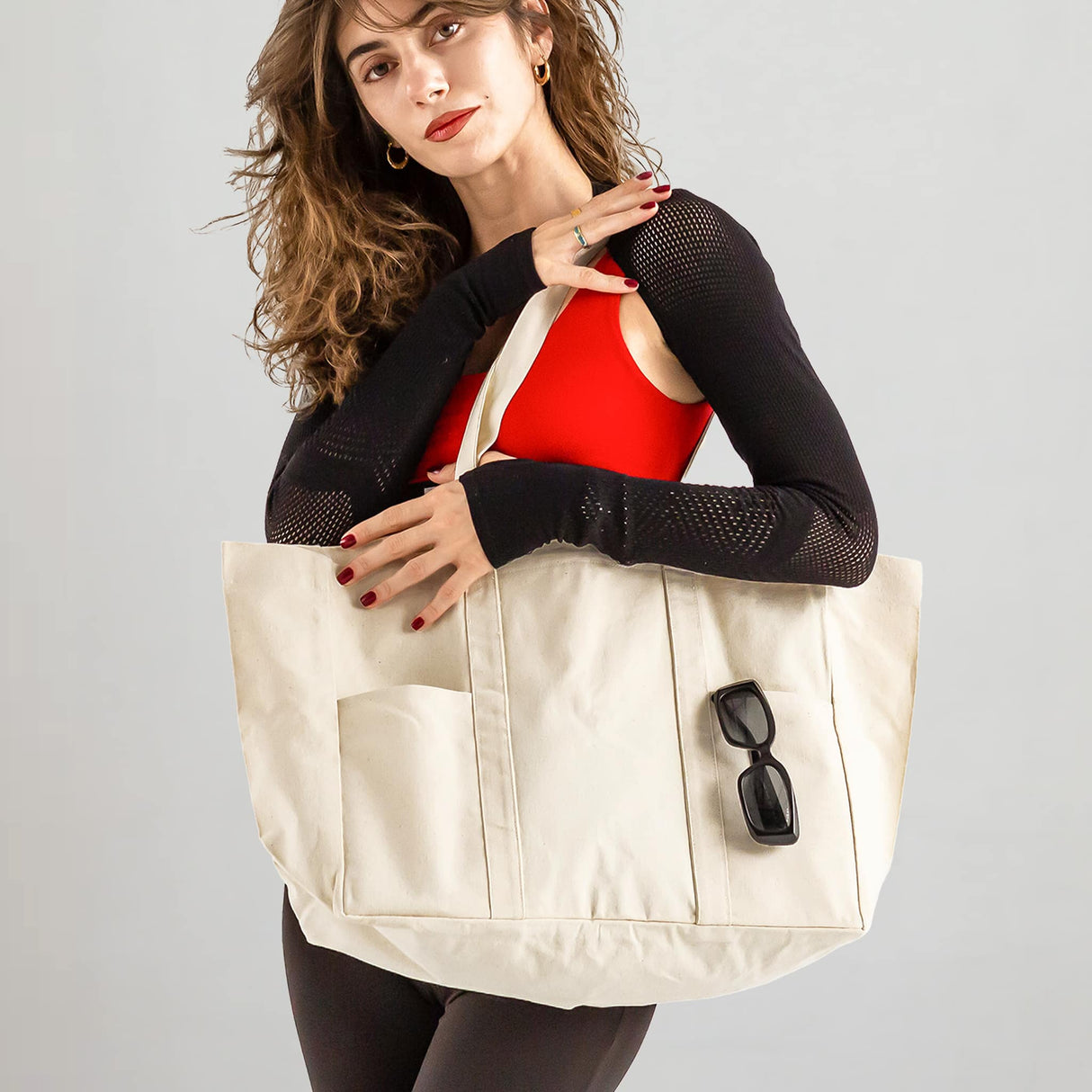 organic utility canvas tote model