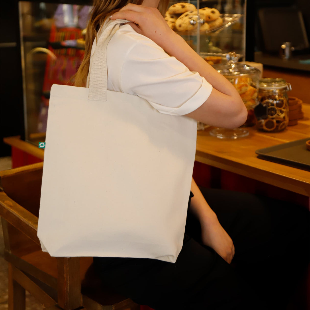 recycled canvas tote bag with gusset model