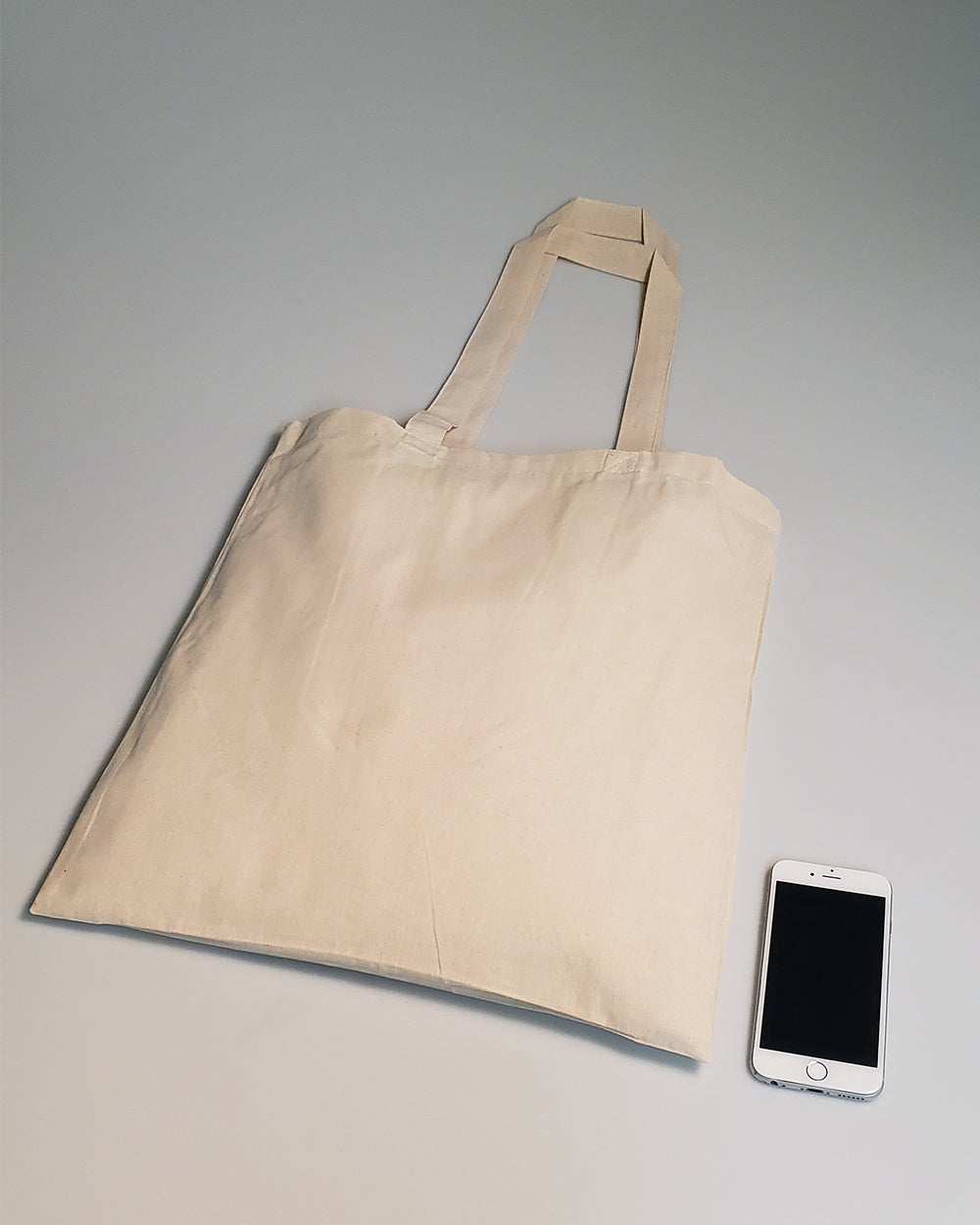 Over the Shoulder Tote Bags Comparison iPhone 6
