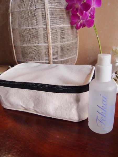 Eco Friendly Recycled Wholesale Travel Kit, make up bags