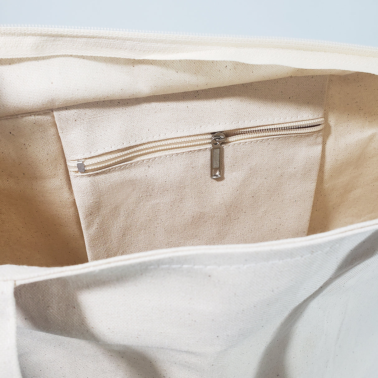 Canvas tote bag with inside pocket